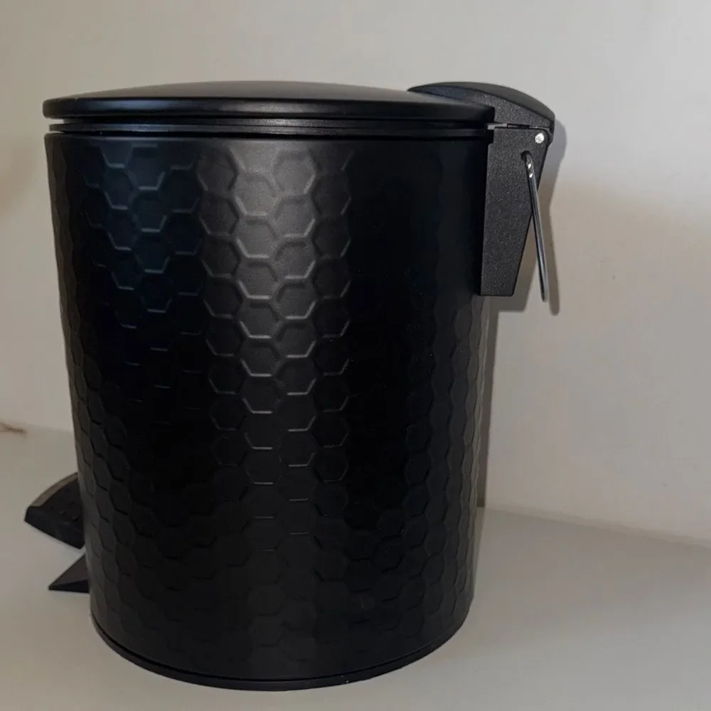 🔥Artisan Black Stainless Steel Step Waste Bin New